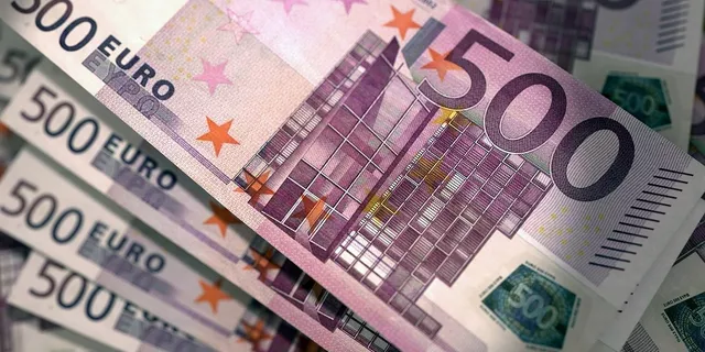 EUR/JPY : ปรับตัวร่วงลงอย่างต่อเนื่อง